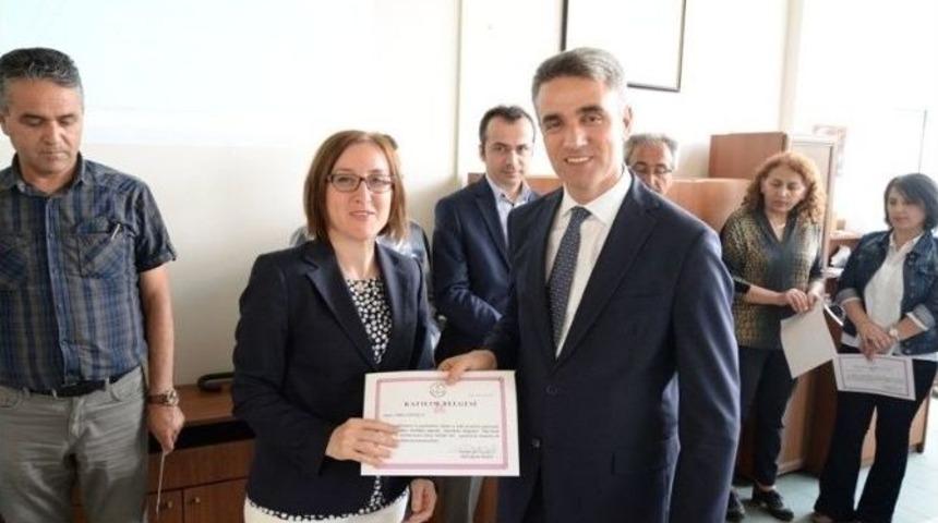 Bolu&rsquo;da Projelere Katılan &Ouml;ğretmenlere Belgeleri Verildi