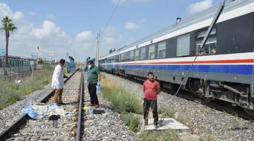 Tarsus'ta Trenin &Ccedil;arptığı Kadın &Ouml;ld&uuml;