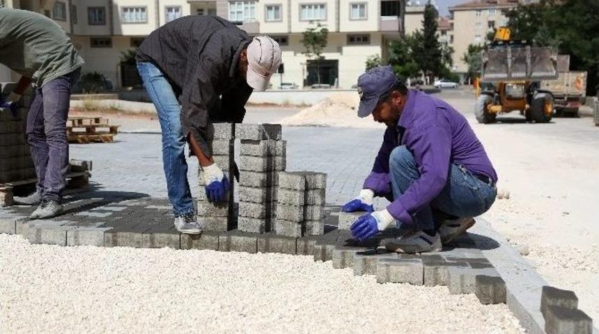 Şehitkamil&rsquo;den Atakent Mahallesine Kaldırım &Ccedil;alışması