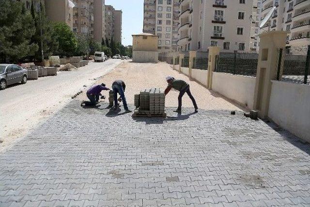 Şehitkamil’den Atakent Mahallesine Kaldırım Çalışması