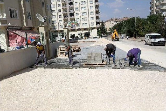 Şehitkamil’den Atakent Mahallesine Kaldırım Çalışması