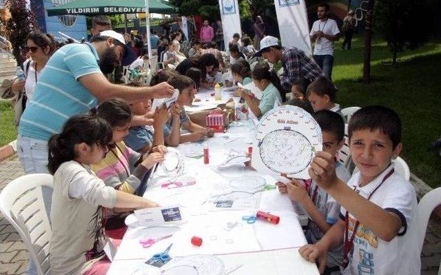 Bursa’da Binlerce Öğrenci Gökyüzüyle Tanıştı