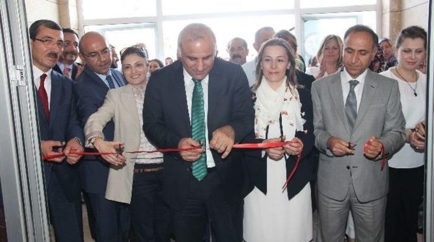 Elazığ&rsquo;da El Sanatları Sergisi A&ccedil;ıldı