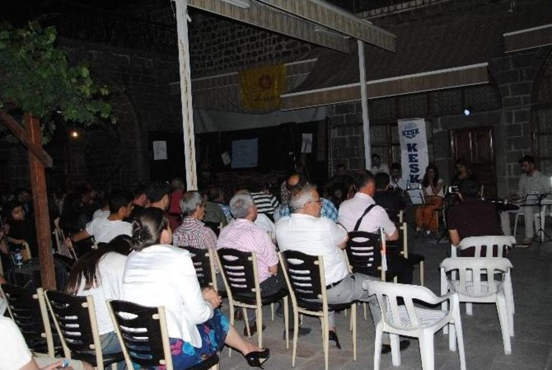 Siverek Eğitim-sen&rsquo;den Şairleri Anma Programı