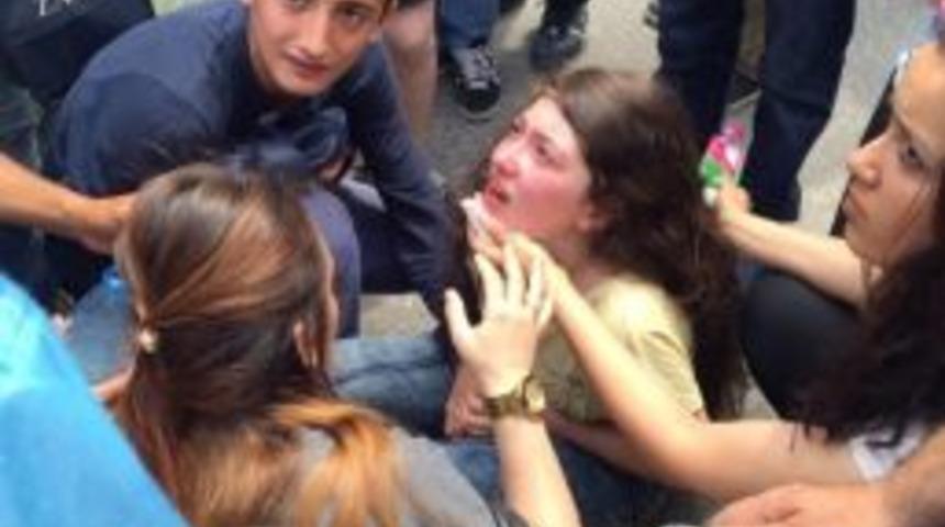 Otomobilin &Ccedil;arptığı &Ccedil;ocuk Hastanelik Oldu