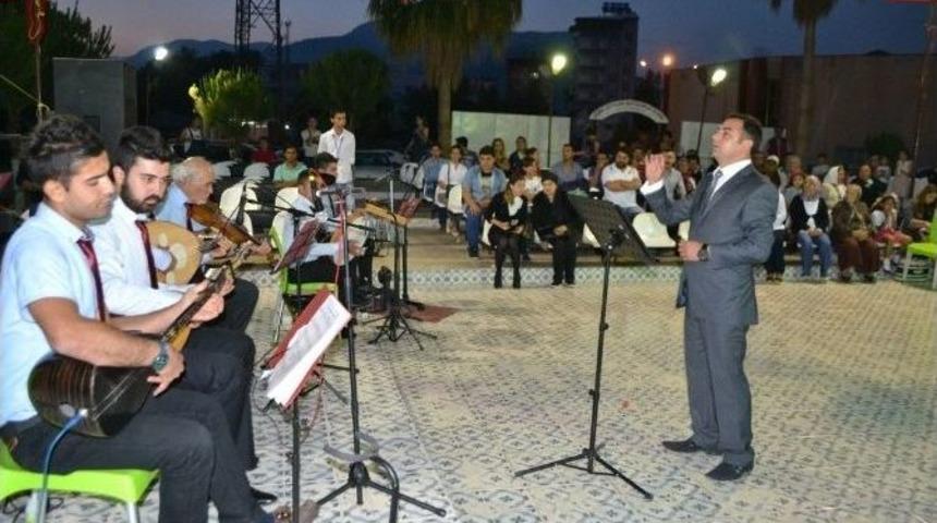 Bozyazı&rsquo;da T&uuml;rk Halk M&uuml;ziği Korosu&rsquo;ndan A&ccedil;ılış Konseri