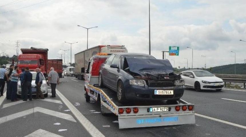 Tem Otoyolu&rsquo;ndaki Kaza Trafiği Fel&ccedil; Etti