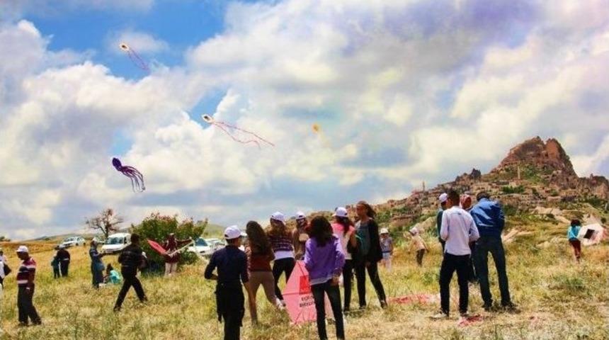 U&ccedil;hisar&rsquo;da U&ccedil;urtma Şenliği D&uuml;zenlendi