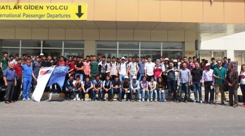 Mehmet Erdemoğlu Mesleki Ve Teknik Anadolu Lisesi &Ouml;ğretmen Ve &Ouml;ğrencileri Saha Gezisi Başladı