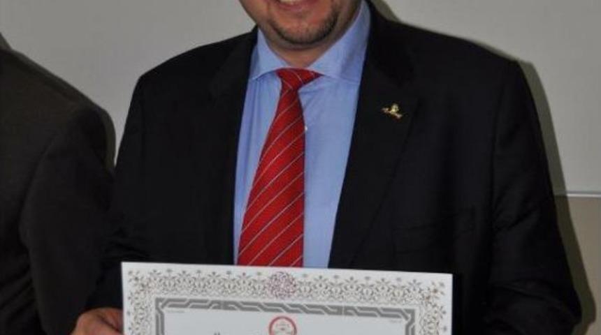 Uşak Milletvekilleri Mazbatalarını Aldı