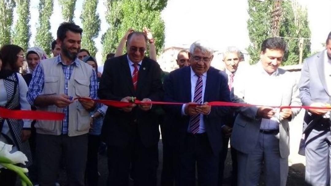 Ka&uuml; Eğitim Fak&uuml;ltesi &Ouml;ğretim G&ouml;revlileri Ve &Ouml;ğrencileri Kars&rsquo;ta Bir İlke İmza Attı