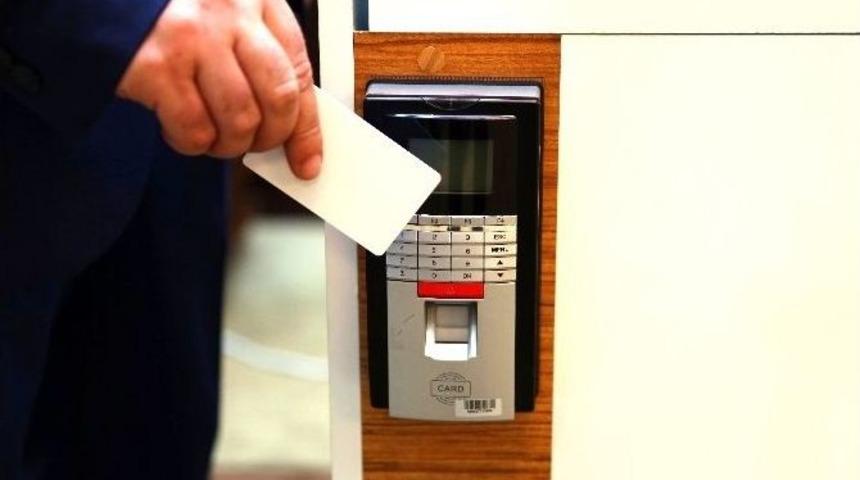 Eğitim Kurumlarında Akıllı K&uuml;rs&uuml; D&ouml;nemi Başlıyor