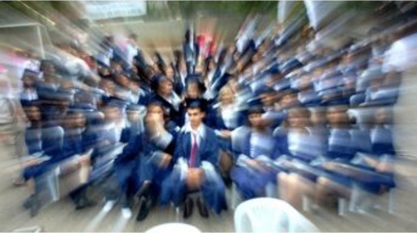 &Ouml;ğrencilerin Karne Heyecanı