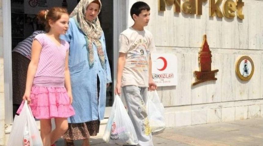 Beyoğlu Belediyesi Ramazanda Yoksullara Kucak A&ccedil;ıyor