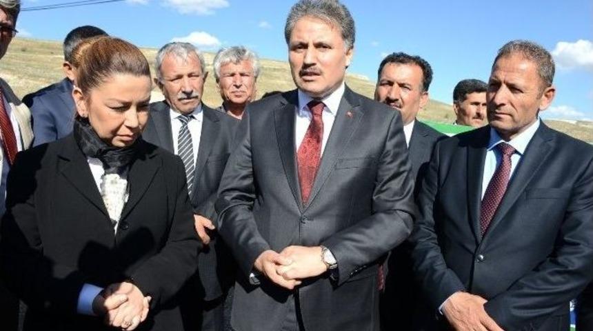 Hacıkelular-kurşunlu Grup Yolunda Asfalt &Ccedil;alışmaları