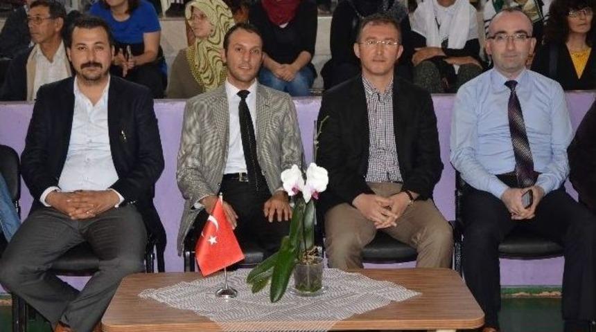 Cumhuriyet Anadolu Lisesi&rsquo;nde Mezuniyet Coşkusu