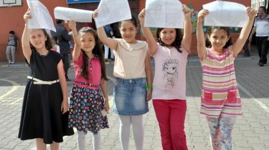 Karneler Alındı, Tatil Başladı