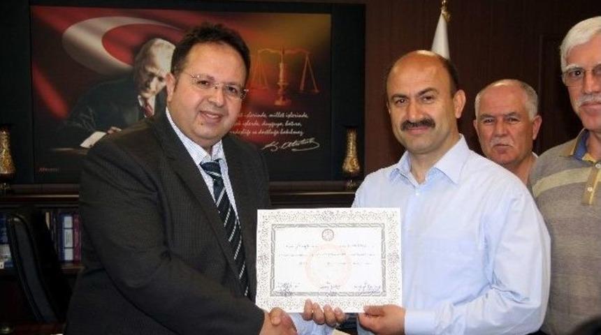 Mhp Milletvekili Y&uuml;n, Mazbatasını Aldı