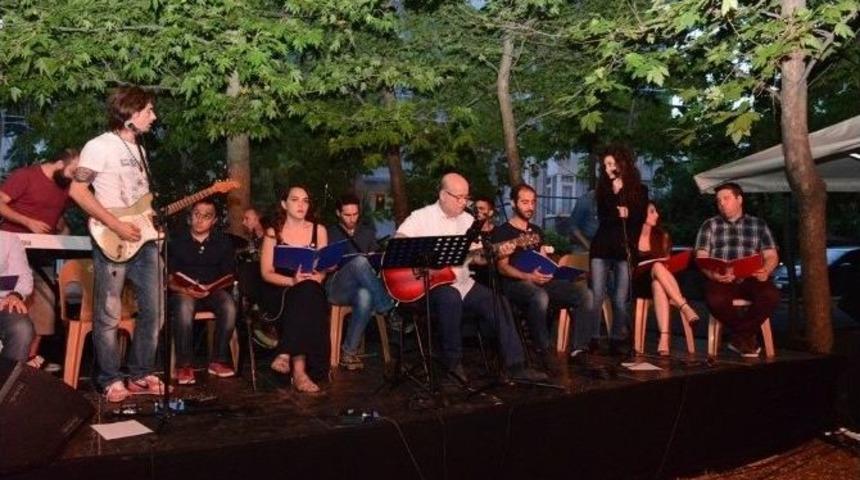 Nazım Hikmet Nil&uuml;fer&rsquo;de Anıldı