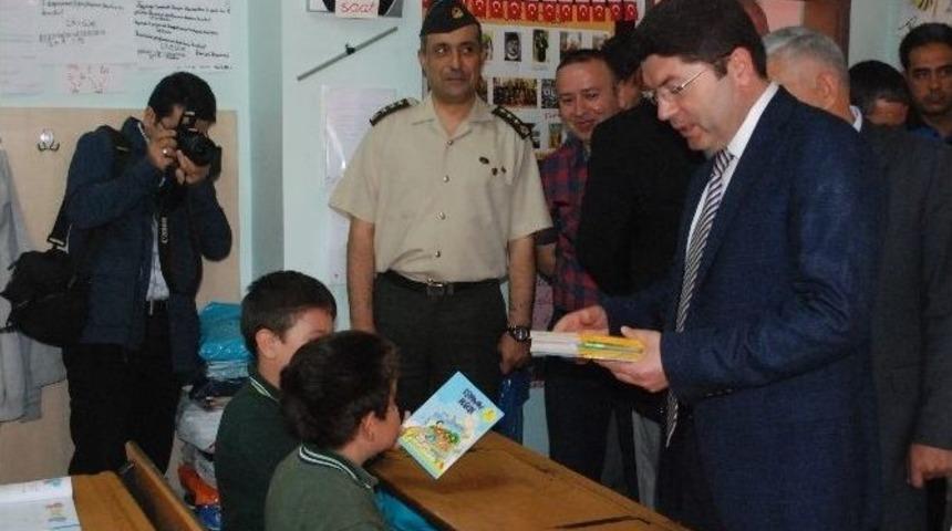 Bartın&rsquo;da 28 Bin 899 &Ouml;ğrenci Karnelerini Aldı