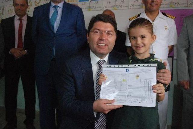 Bartın&rsquo;da 28 Bin 899 &Ouml;ğrenci Karnelerini Aldı 1