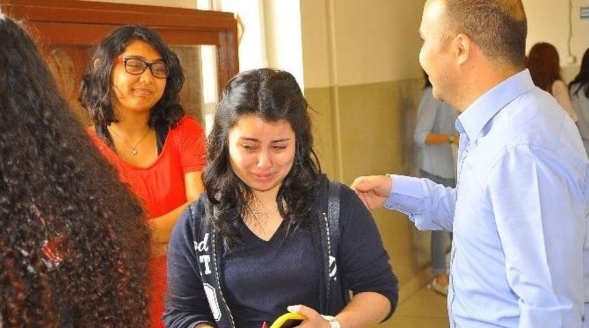 &Ouml;ğrenciler Karne Heyecanı Yaşadı