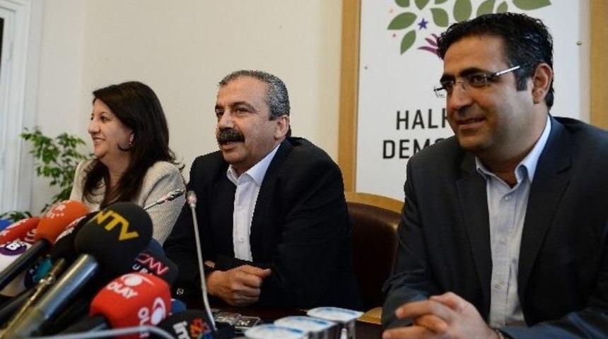 &Ouml;calan&rsquo;ın Pkk&rsquo;ya Silah Bırakma &Ccedil;ağrısı Yapması, İzleme Heyetinin İmralı&rsquo;ya Gitmesine Bağlı