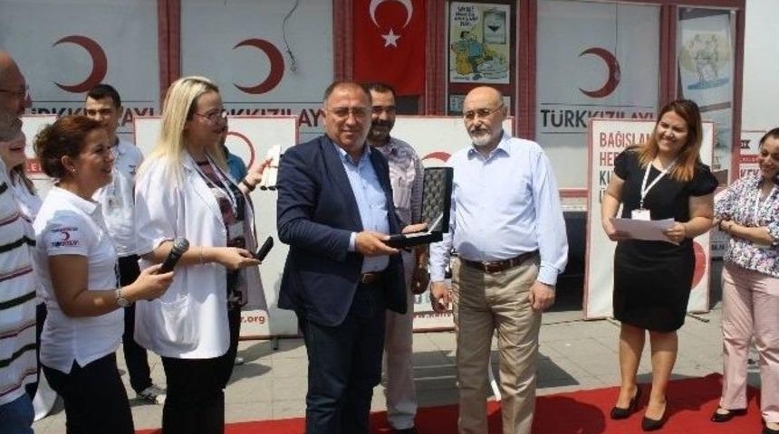 Yalova&rsquo;da Kan Bağış&ccedil;ılarına &Ouml;d&uuml;l