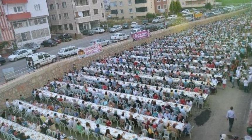 Geleneksel Ramazan İftarları Bu Yıl Da Devam Ediyor