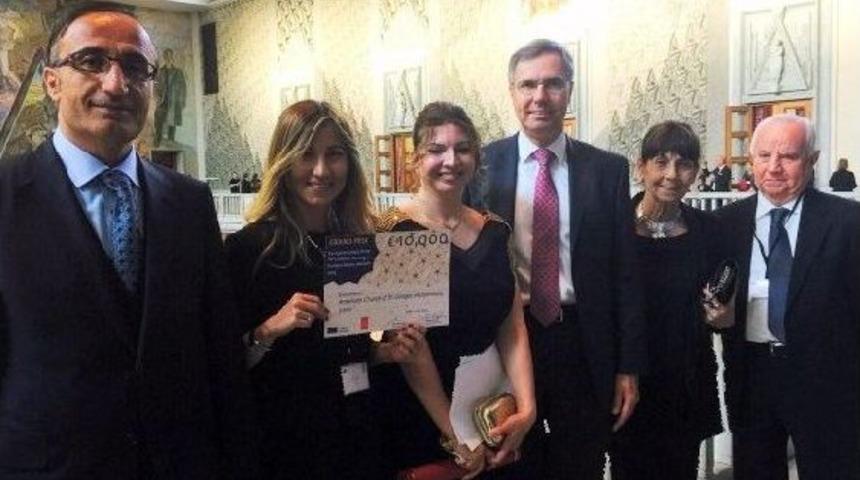 Ab K&uuml;lt&uuml;rel Miras &Ouml;d&uuml;l T&ouml;reninde En Prestijli &Ouml;d&uuml;l Diyarbakır&rsquo;a Verildi