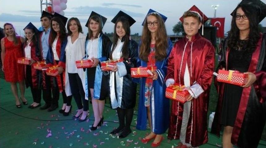 Manyas&rsquo;ta Toplu Mezuniyet T&ouml;reni