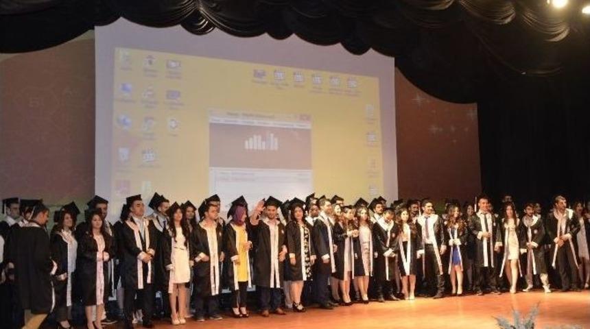 Mk&uuml;&rsquo;de Fizyoterapistler Yemin Etti