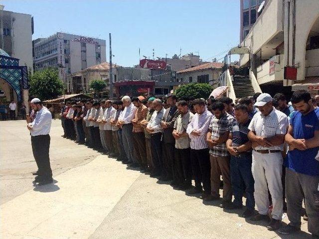 Diyarbakır’da Öldürülen Aytaç Baran İçin Gıyabi Cenaze Namazı