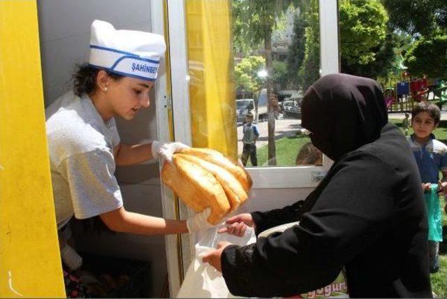 Yabancı Öğrenciler, Türkiye'yi Anlatmak Için Buluştu