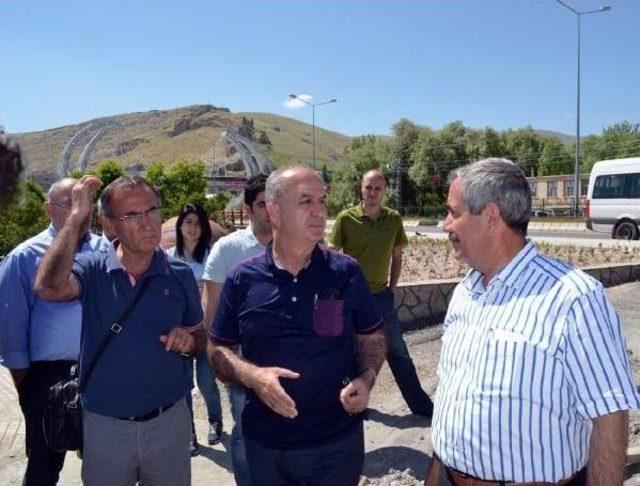 Akyuva Barajı Ile Adilcevaz'da 40 Bin Dönüm Arazi Sulanacak