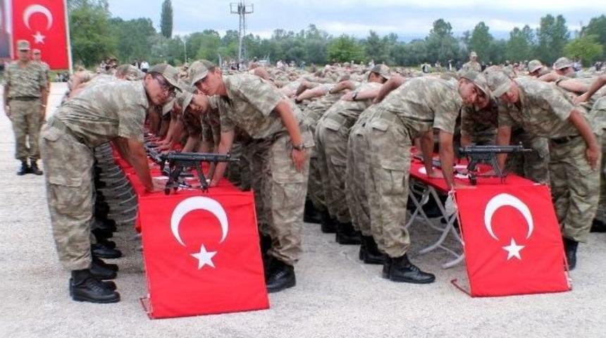 Kastamonu&rsquo;da, 2 Bin 600 Asker Yemin Etti