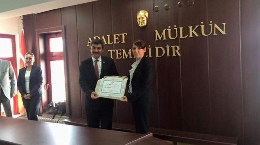 Ak Partili Milletvekilleri Mazbatalarını Aldı