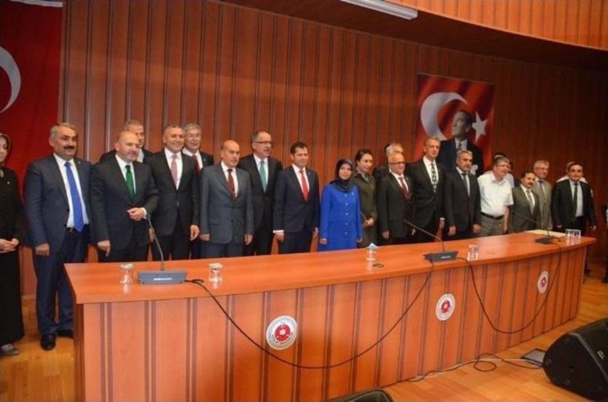 25. D&ouml;nem Konya Milletvekilleri Mazbatalarını Aldı
