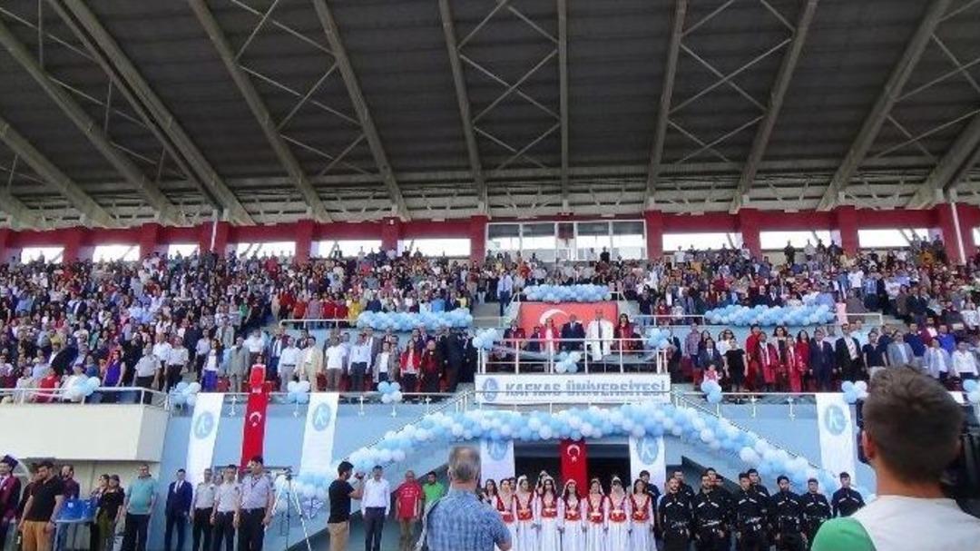 Ka&uuml; 2014-2015 Mezunlarını Verdi!