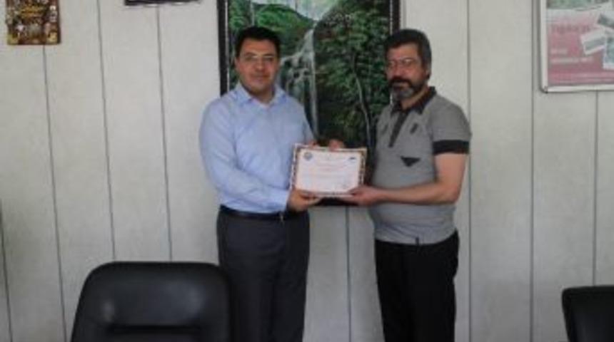 Veteriner Ahmet Kaçar’a Teşekkür Belgesi