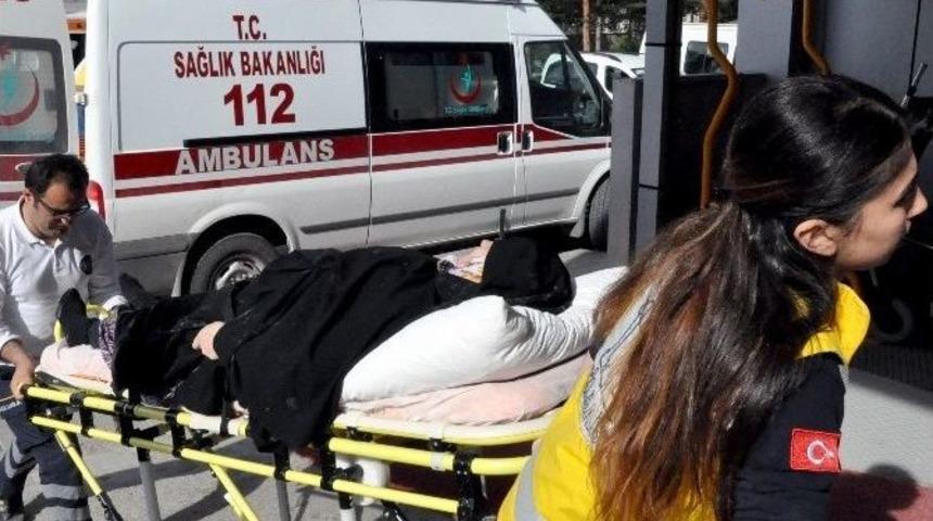 Gümüşhane’de Trafik Kazası: 4 Yaralı