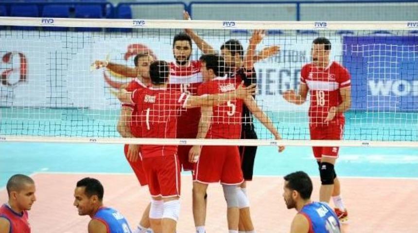 A Milli Erkek Voleybol Takımı, 2015 Fıvb Dünya Ligi'ne Porto Riko Galibiyeti Ile Başladı