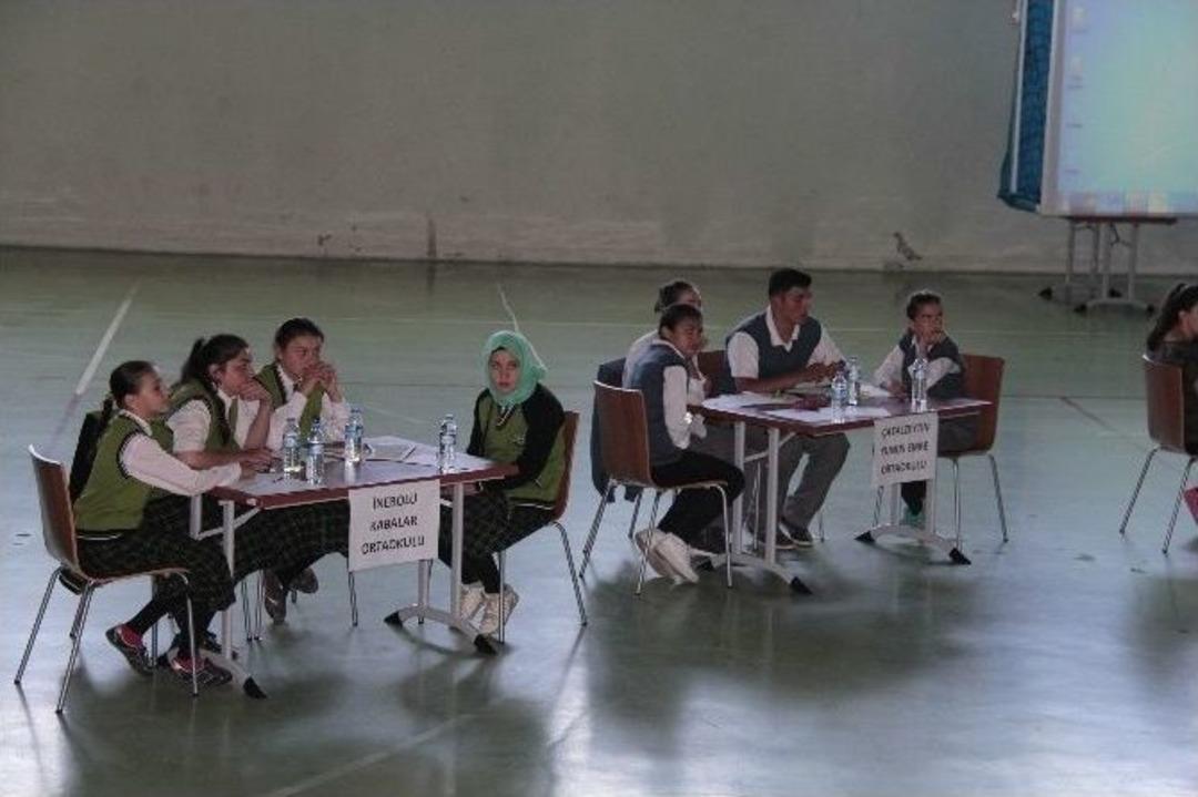 Sahil İl&ccedil;eleri Ortaokullar Bilgi Yarışması Yapıldı