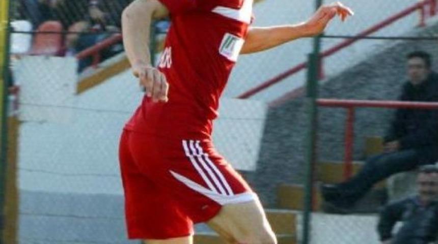 Altınordu Emre'yle El Sıkıştı