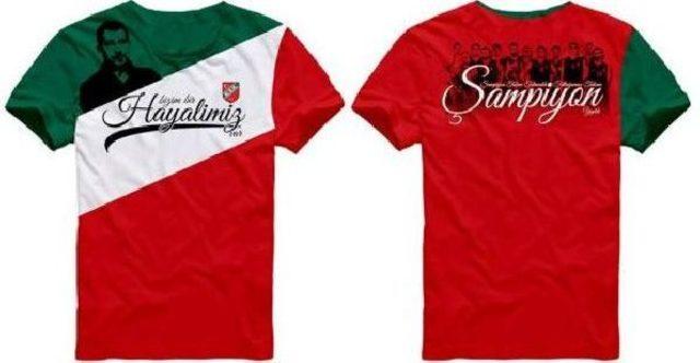 Pınar Karşıyaka Binlerce Taraftarıyla 1