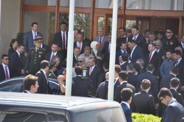 Cumhurbaşkanı Erdoğan, Azerbaycan'dan Döndü (2)