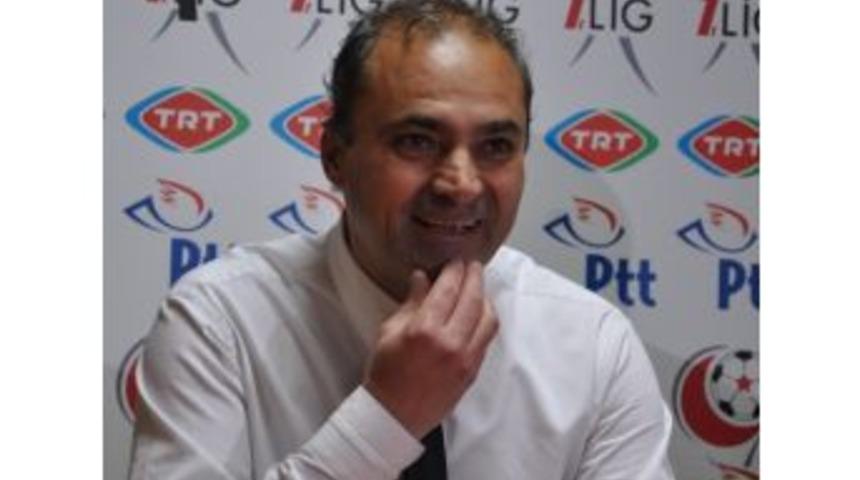 Balıkesirspor&rsquo;da Teknik Direkt&ouml;r&uuml;n&uuml; Buldu