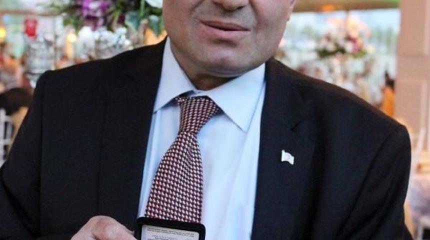 10 Yılda 38 &Uuml;nite Kan Bağışı Yaptı, Altın Madalya Aldı