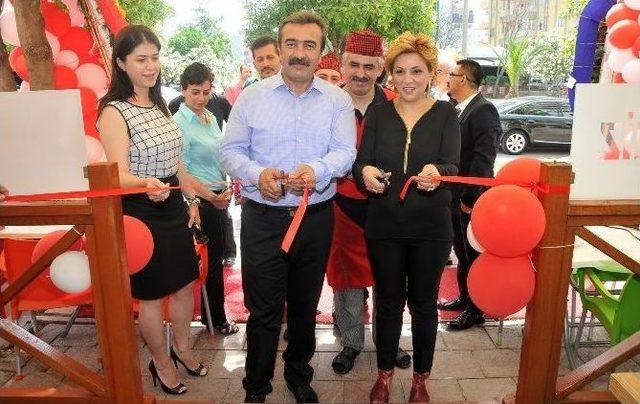 Kurs Aldı Bir Ayda İş Yeri Açtı