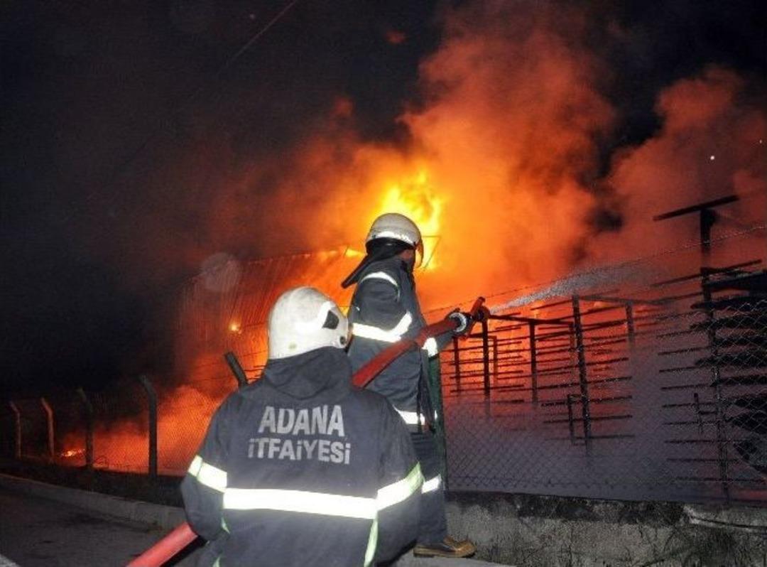 Yangın Fabrikayı Kullanılamaz Hale Getirdi